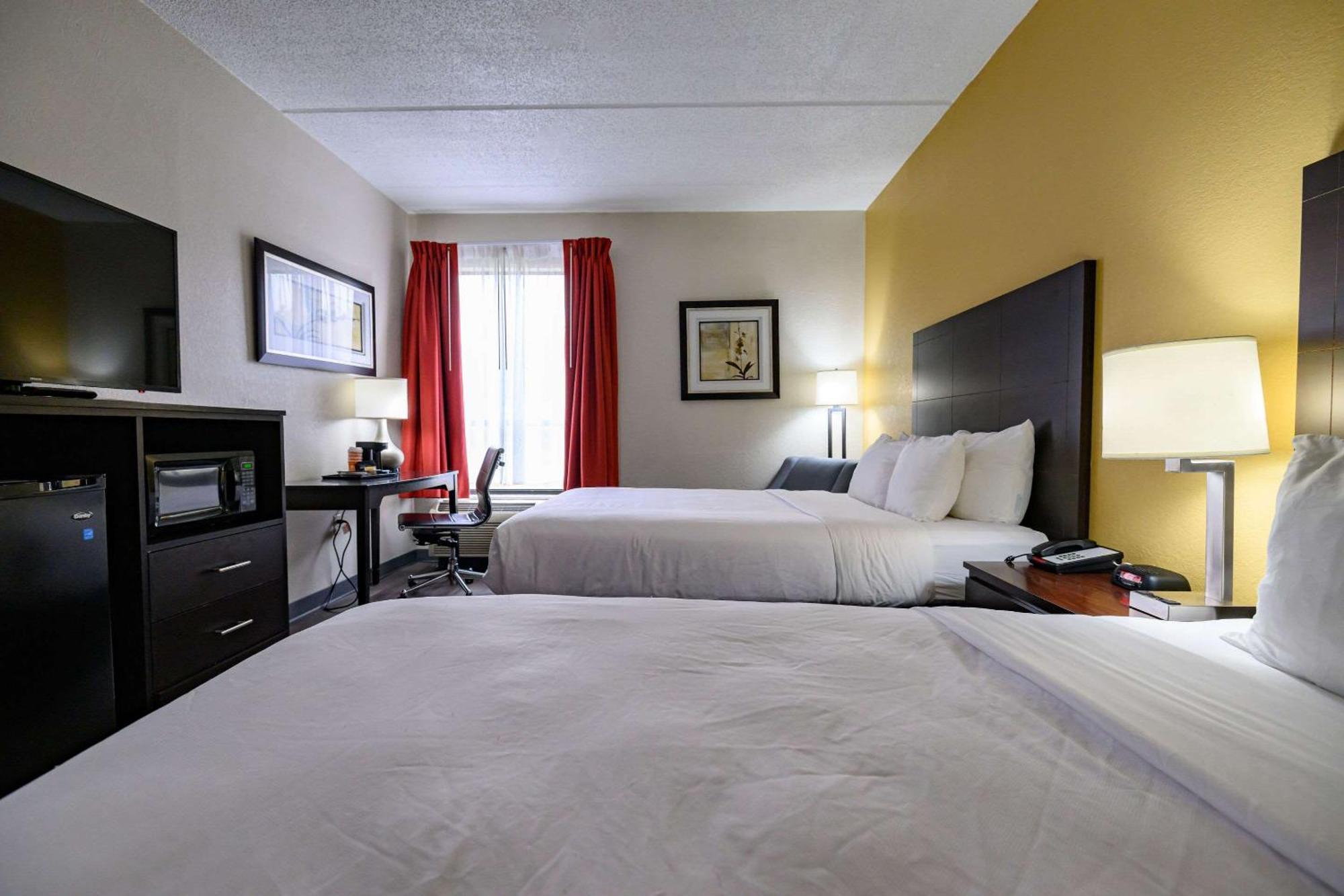 Quality Inn & Suites Lexington Exteriér fotografie